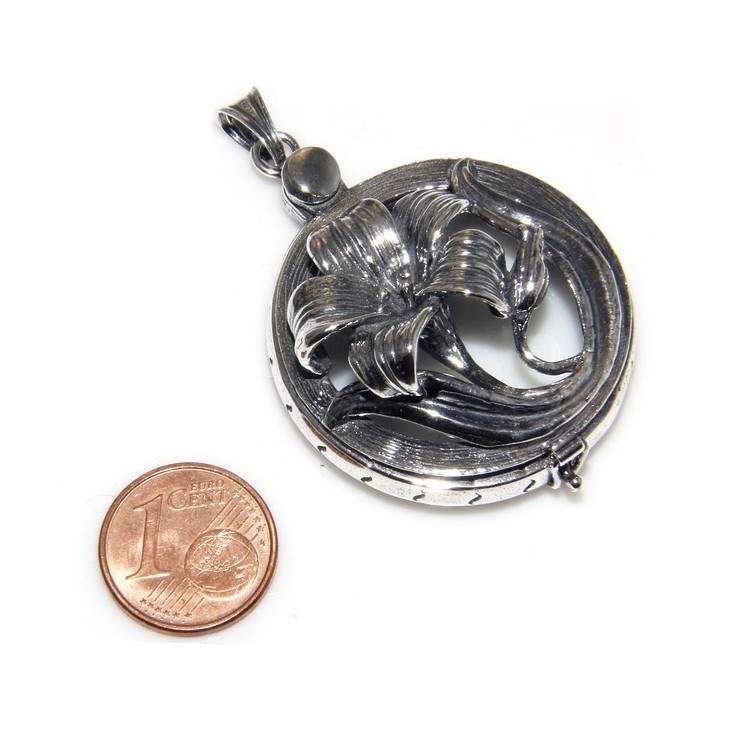 RMB| Lunga collana 3 fili e grande cammeo sardonico con mega perle barocche naturali