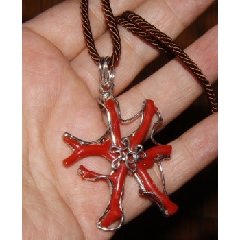 RMB|925: woman adjustable ring handmade with natural red coral star