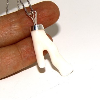 RMB|925 sterling silver 925 sterling silver pendant and necklace with white natural coral