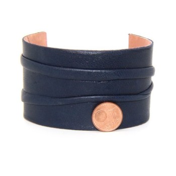 RMB|Adjustable open slaved woman bracelet dressed in genuine dark blue leather NALBORI®