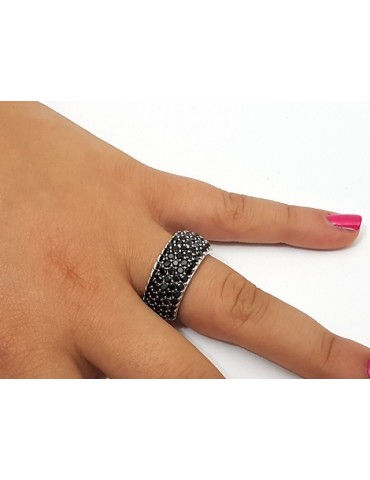 925 silver riviera ring band with 5 rows of black zircons size 15