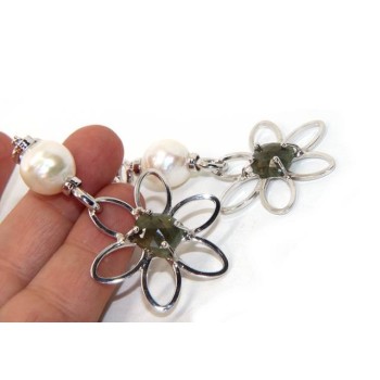 RMB|Earrings in 925 sterling silver natural corundum root emerald baroque pearl flower