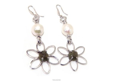 RMB|Earrings in 925 sterling silver natural corundum root emerald baroque pearl flower nalbori