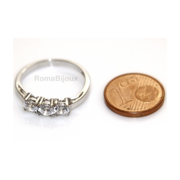 RMB|925 Rhodium: Trilogy with brilliant cut cubic zirconia 0.4
