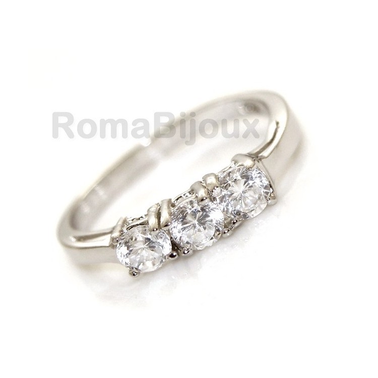 RMB|925 Rhodium: Trilogy with brilliant cut cubic zirconia 0.4