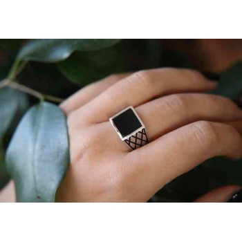 RMB|Silver ring 925 chevalier shield squared black diamond pattern