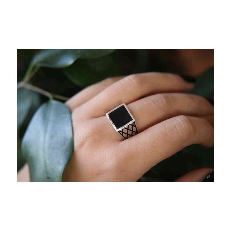 RMB|Silver ring 925 chevalier shield squared black diamond pattern