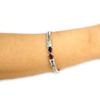 RMB|NALBORI Cable rigid cable bracelet open with red rubin zircon