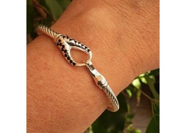 RMB|NALBORI Cable bracelet with rigid cable with zirconias black color