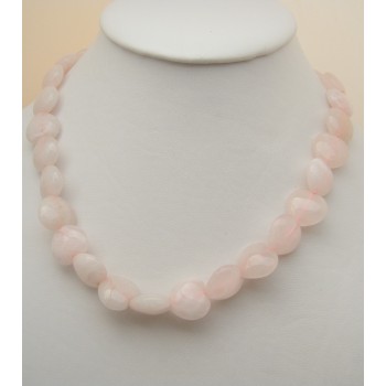 RMB|woman necklace with hearts in natural rose quartz stones