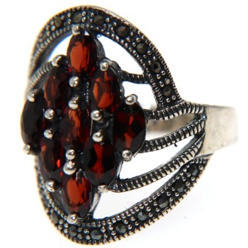 RMB|925 silver ring Hydrothermal crystal navette and marcasite size 18