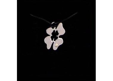 RMB|collana quadrifoglio acciaio e punto oro 18kt con laccio