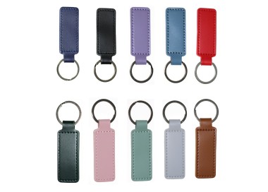 RMB|Vegan polyurethane leather key ring with personalized engraving for men and women