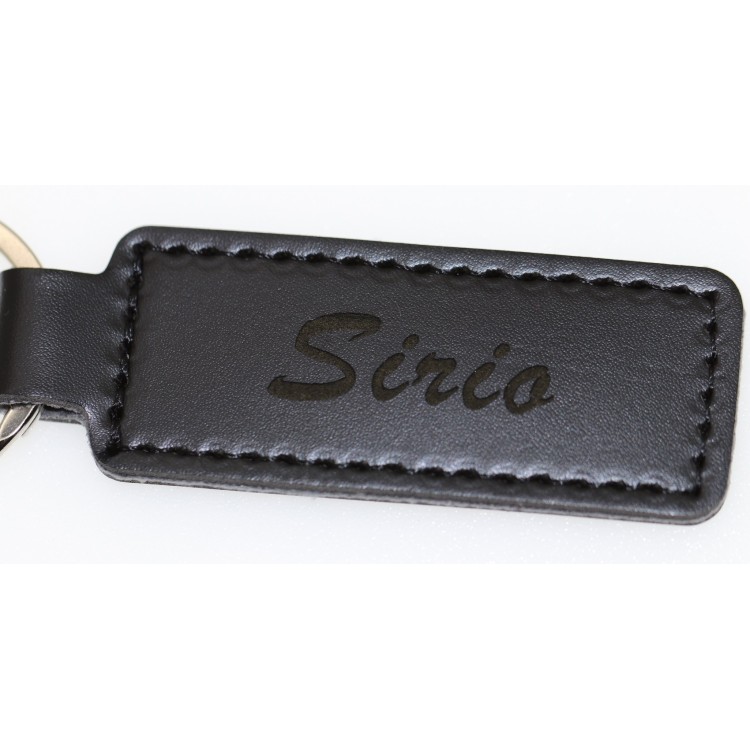 RMB|Vegan polyurethane leather key ring with personalized engraving for men and women